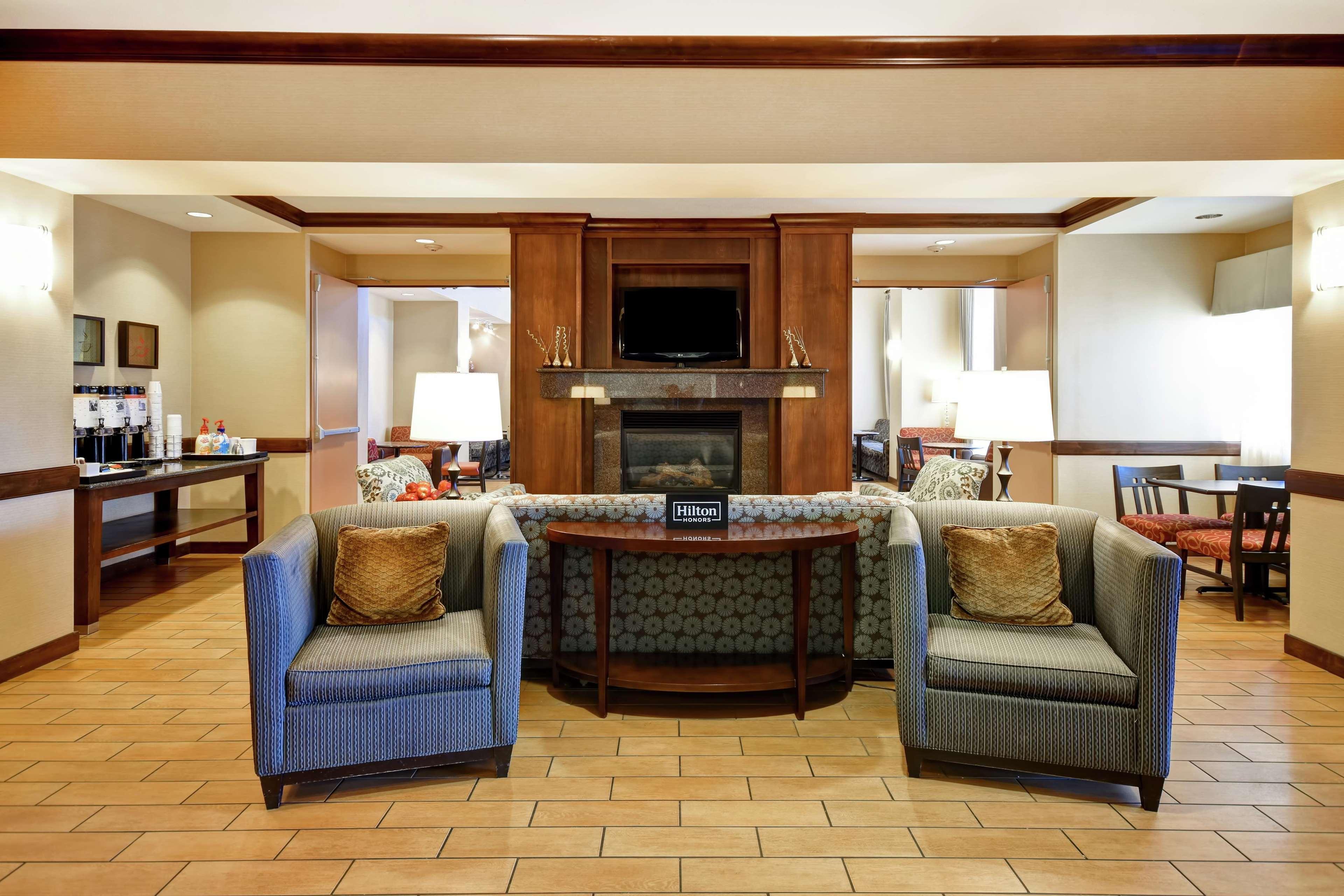 Hampton Inn & Suites Folsom Eksteriør bilde