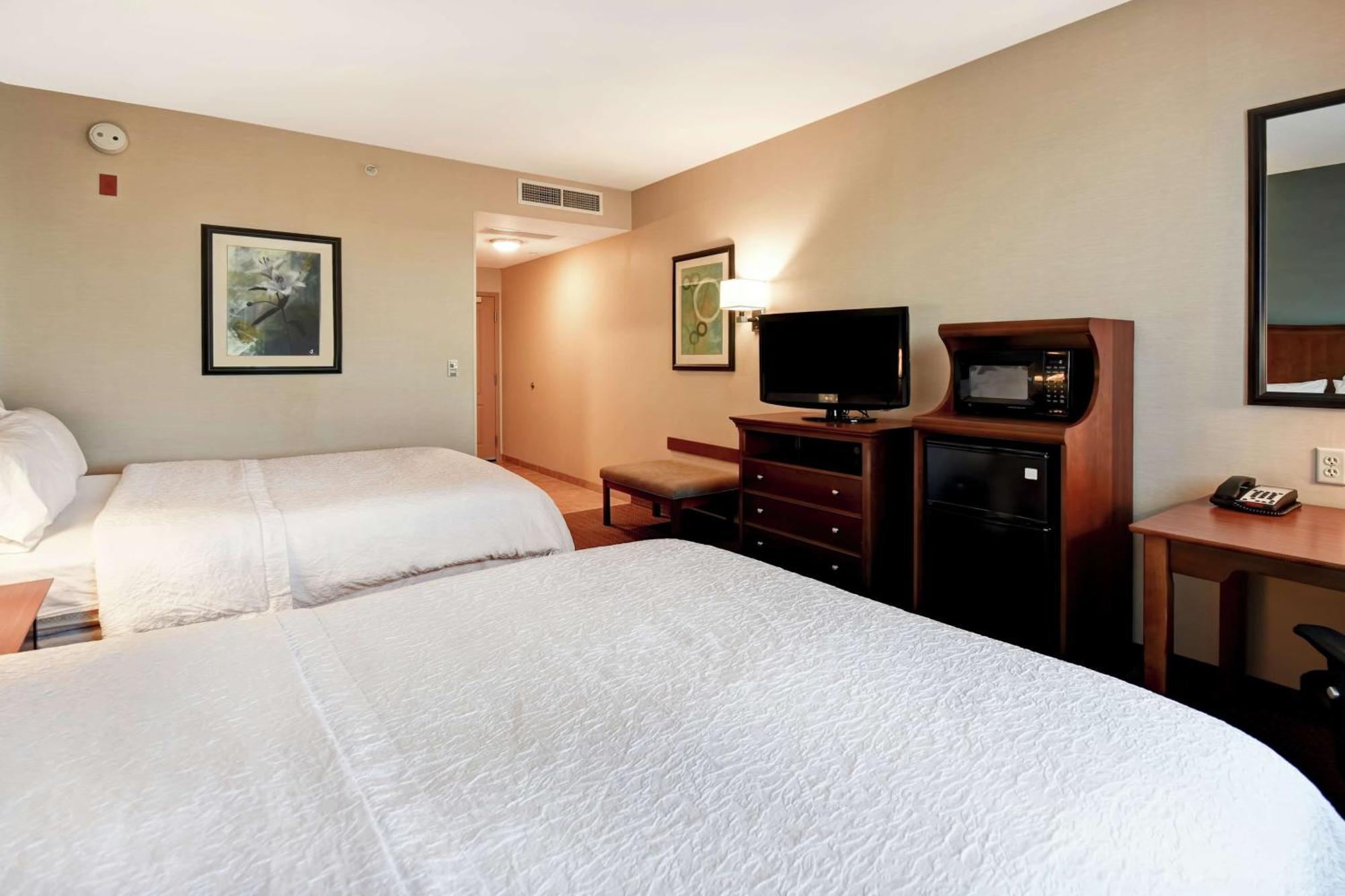 Hampton Inn & Suites Folsom Eksteriør bilde